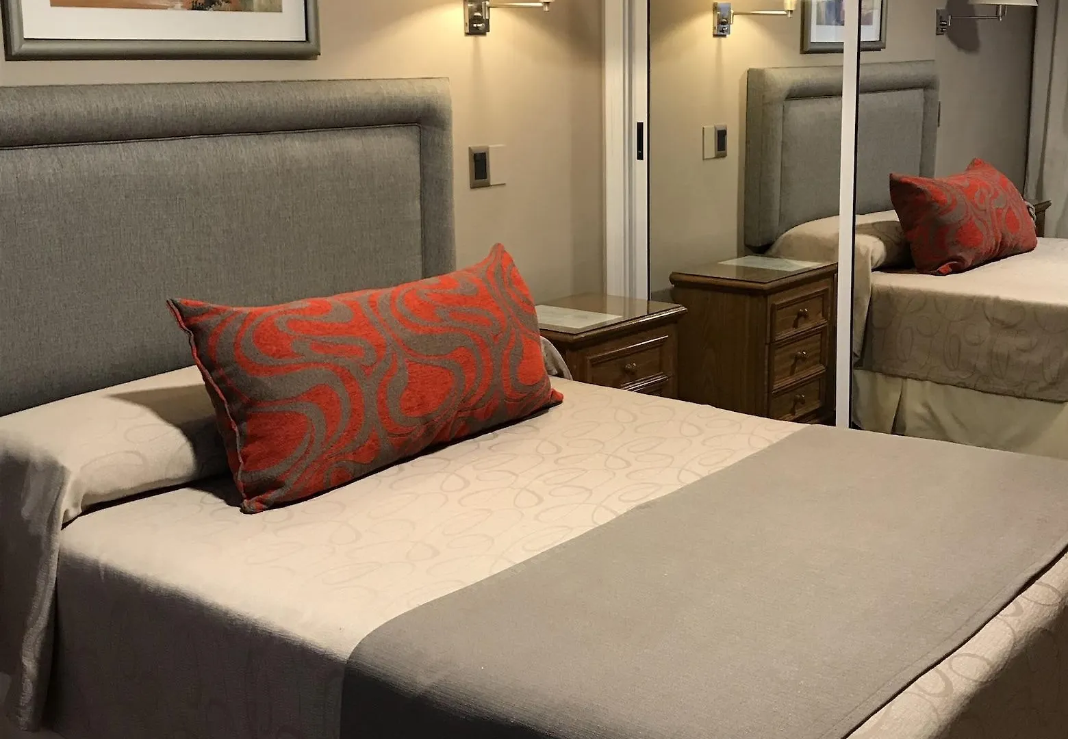 ***  Hotel Crillon メンドーサ アルゼンチン
