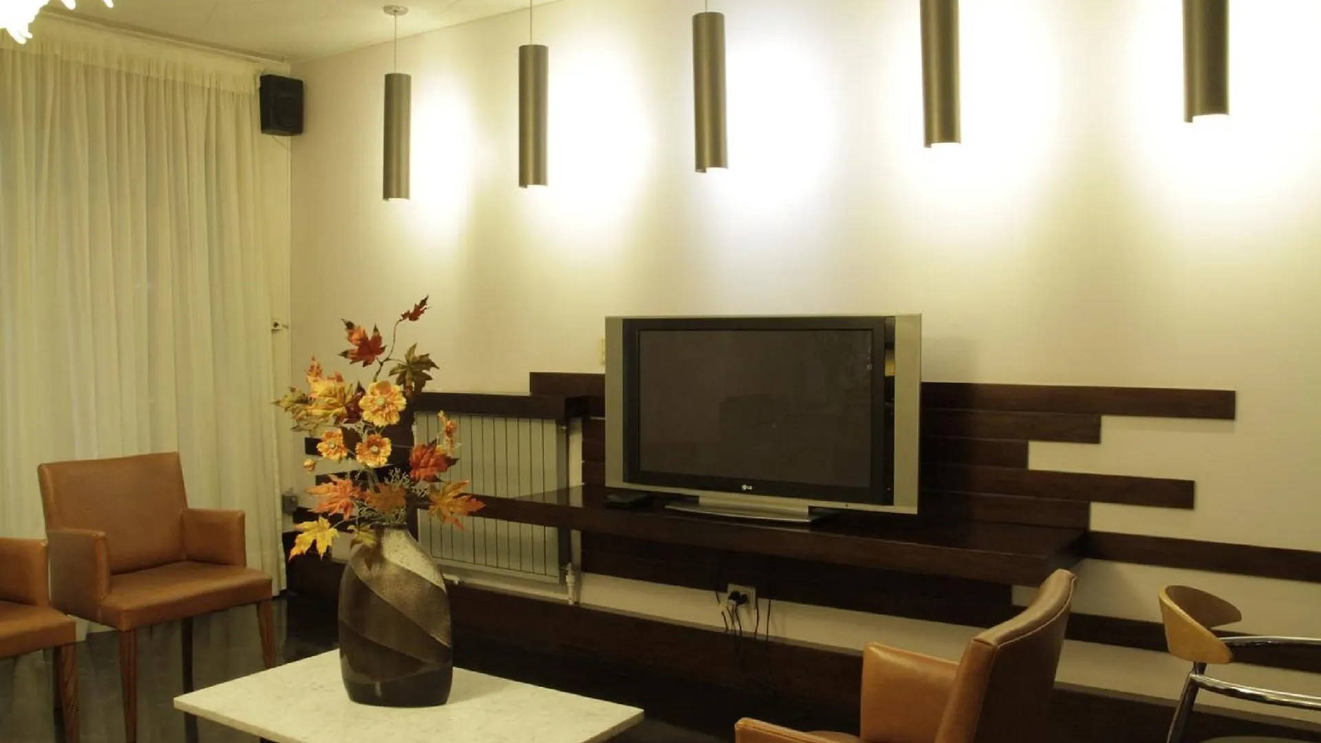 Hotel Crillon Mendoza