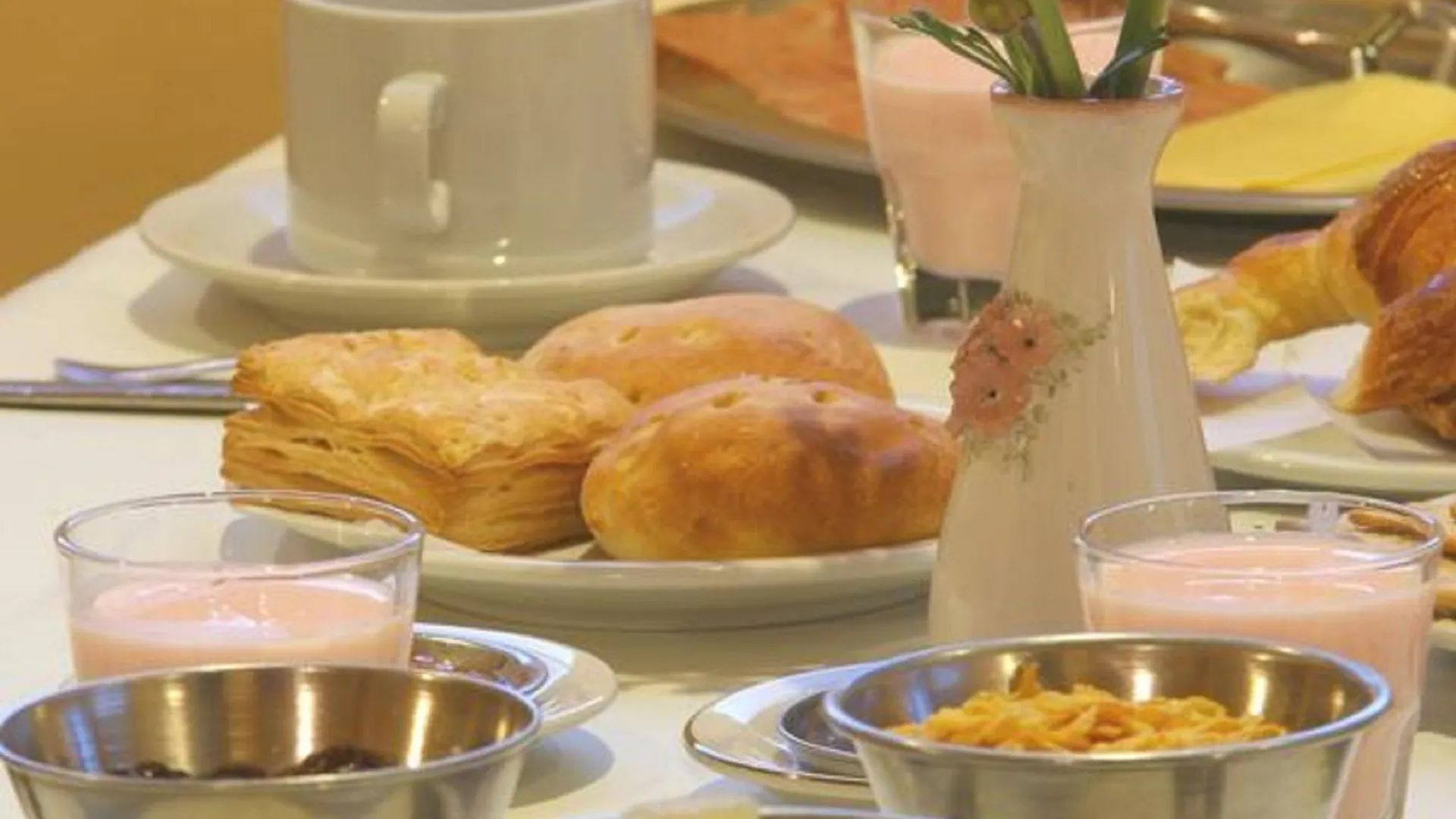 Hotel Crillon Mendoza Argentina